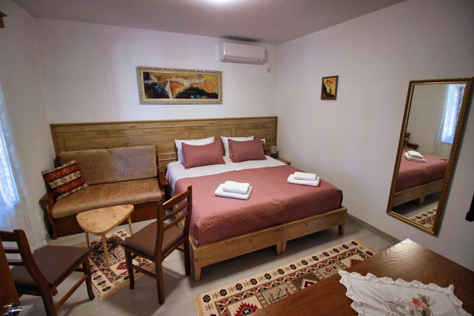 Emblematic House Apartment 4 Gjirokastër Eksteriør billede
