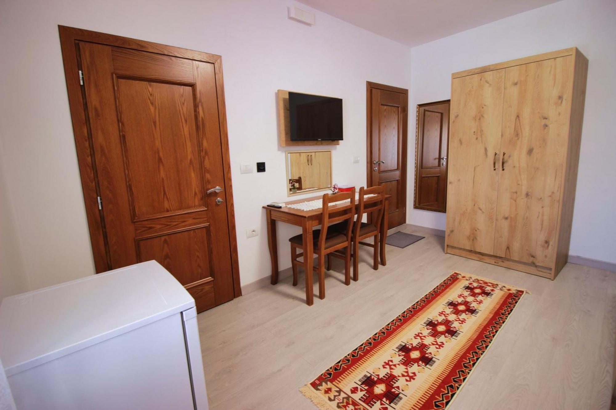 Emblematic House Apartment 4 Gjirokastër Eksteriør billede