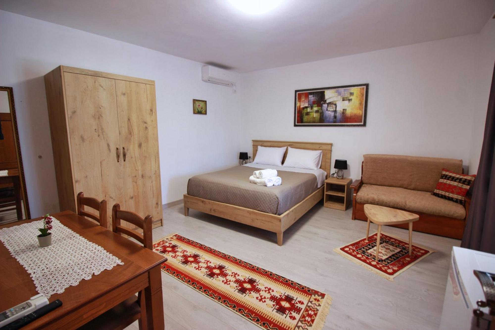 Emblematic House Apartment 4 Gjirokastër Eksteriør billede