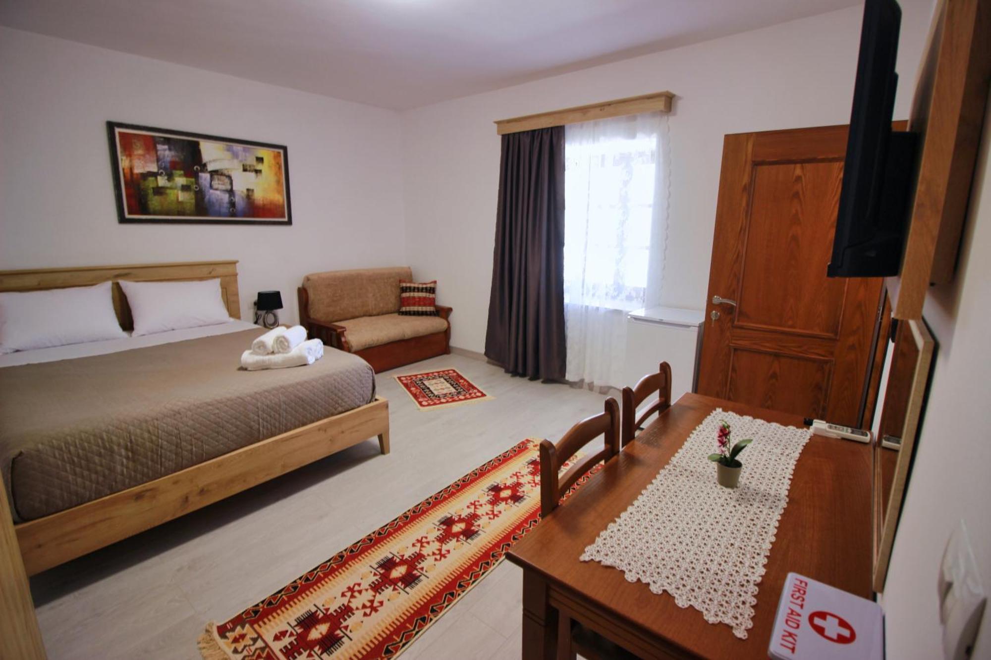Emblematic House Apartment 4 Gjirokastër Eksteriør billede