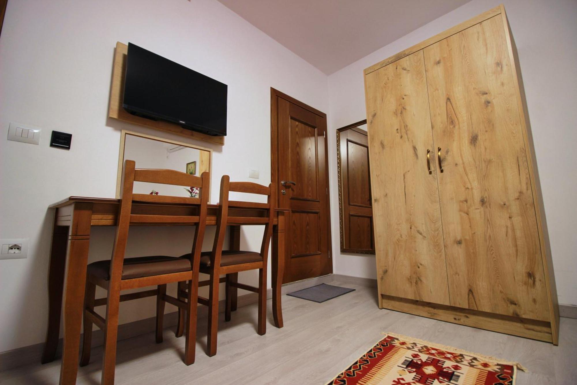 Emblematic House Apartment 4 Gjirokastër Eksteriør billede