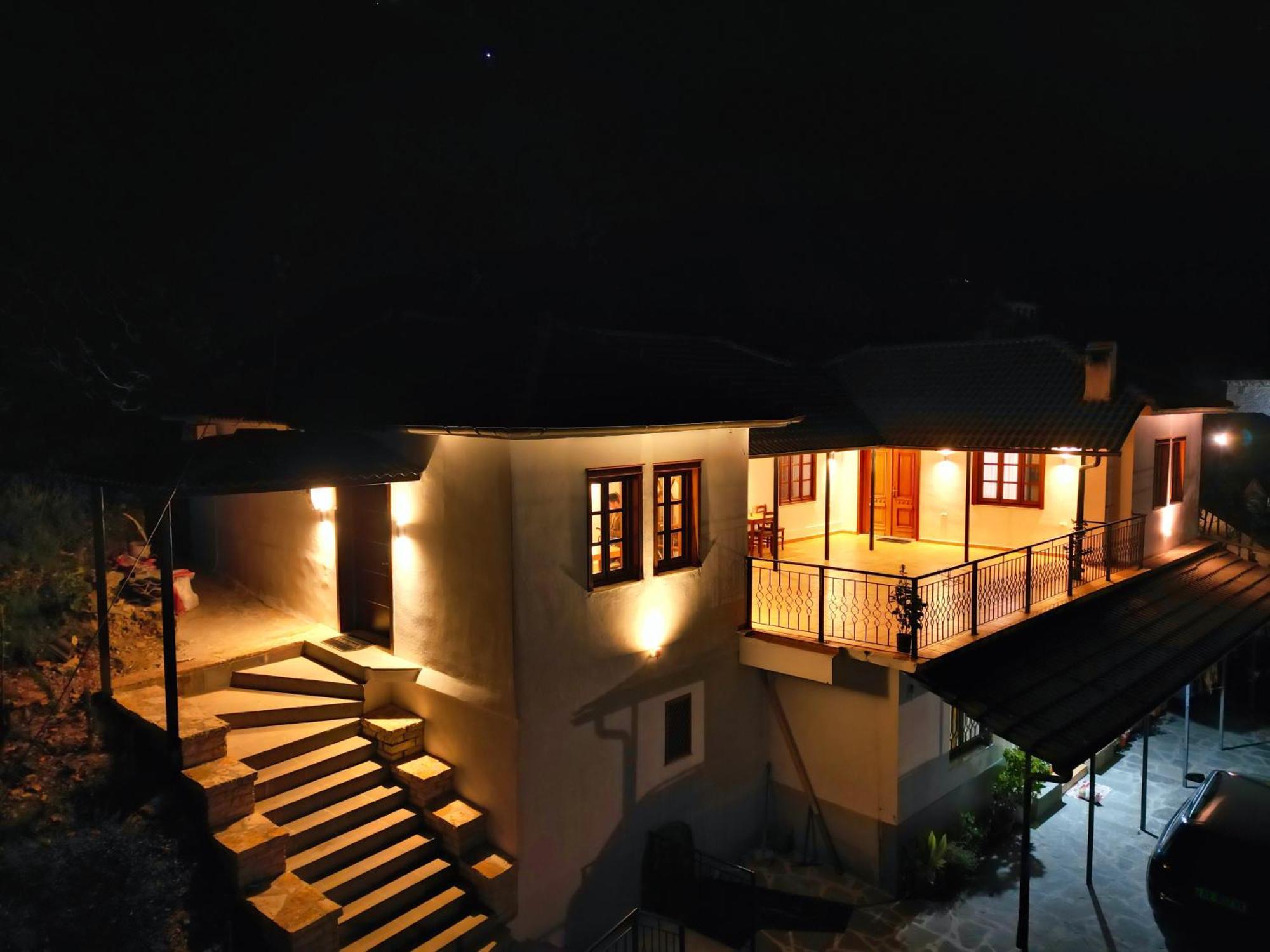Emblematic House Apartment 4 Gjirokastër Eksteriør billede